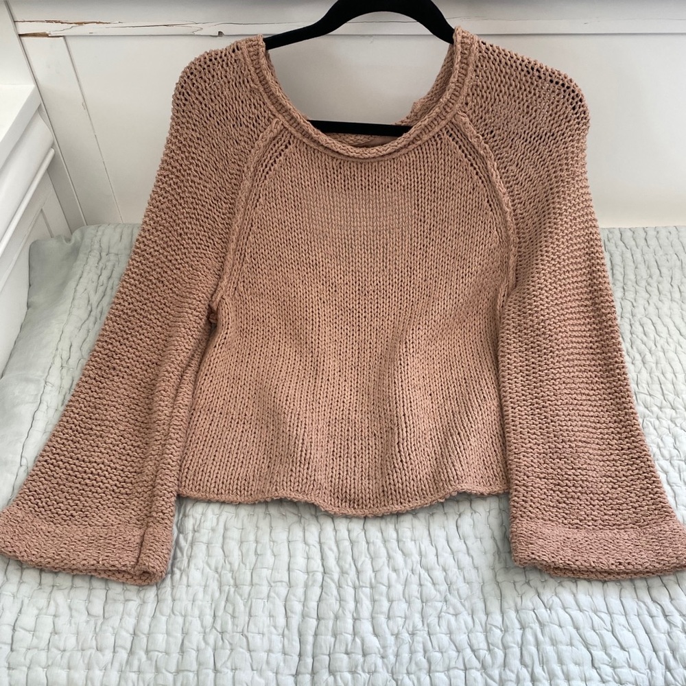 Free people open back sweater .